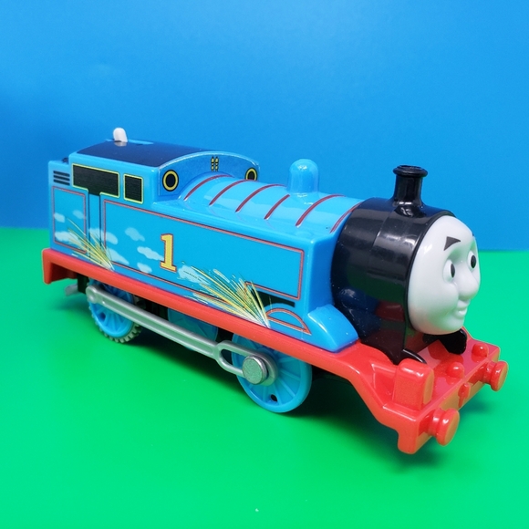 Thomas The Train & Friends Trackmaster Railway Motorized Speed and Sparks - Picture 17 of 17